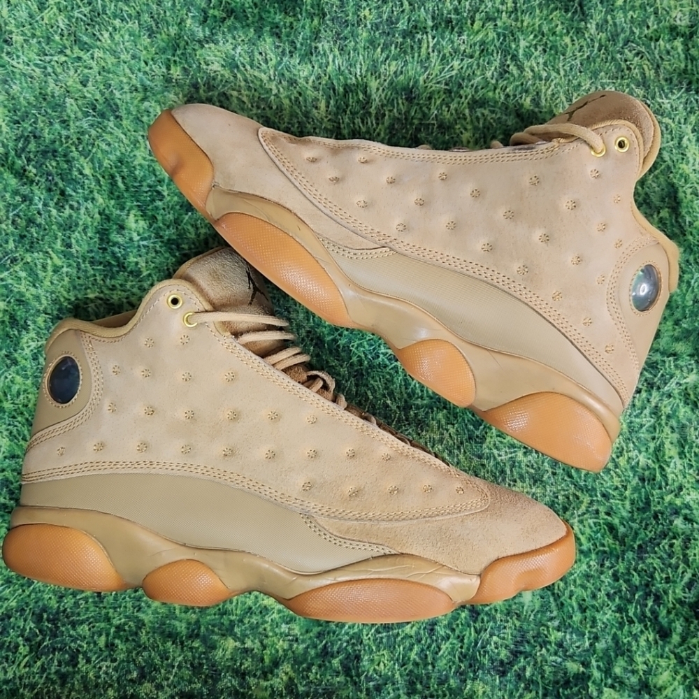 Nike Air Jordan 13 Retro Wheat 2017 Size 8 Men (9.5 Wmn) Fits Women size 9.5,  m - Picture 11 of 15